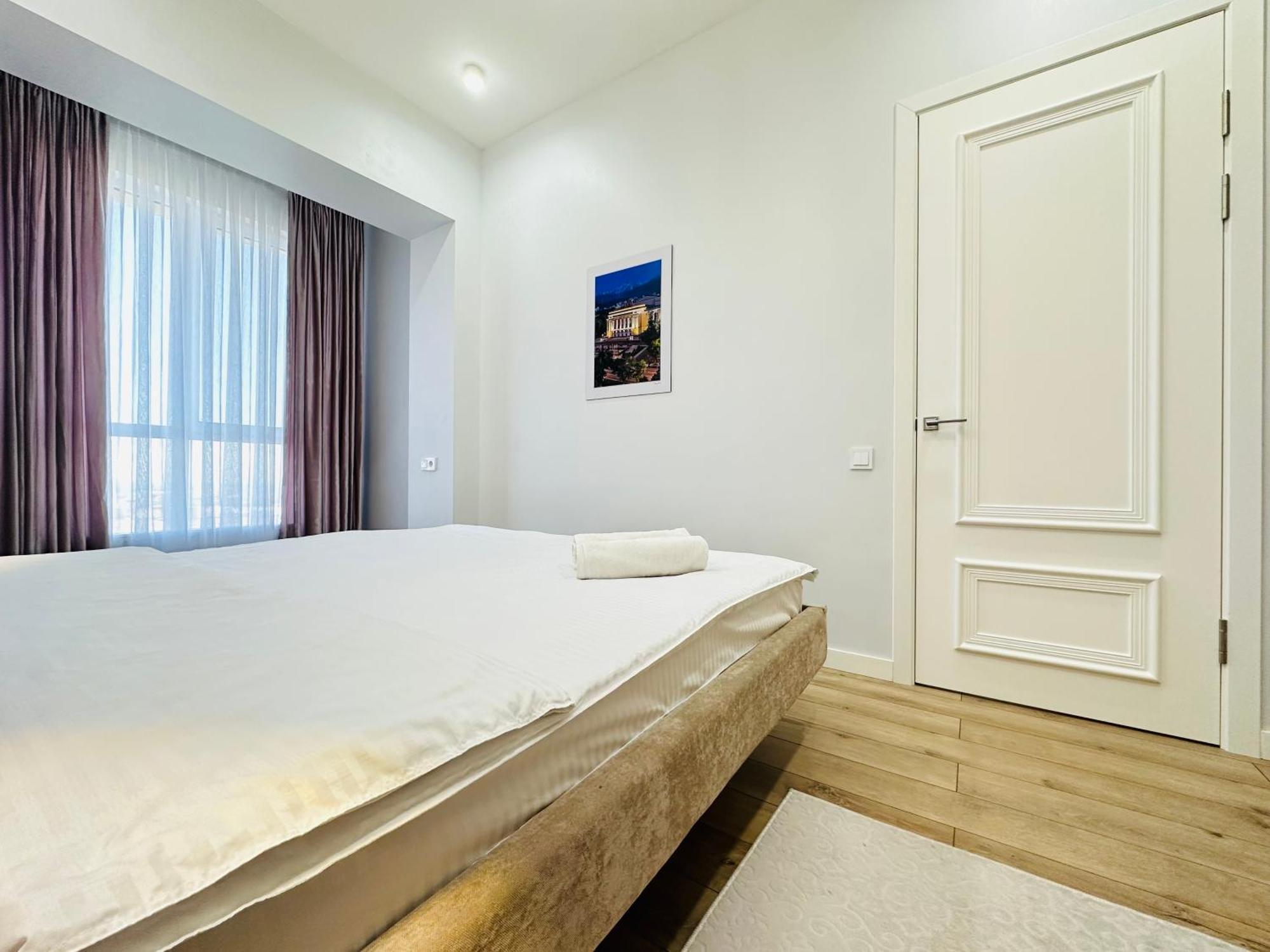 Comfort City, Cozy 2 * Almaty