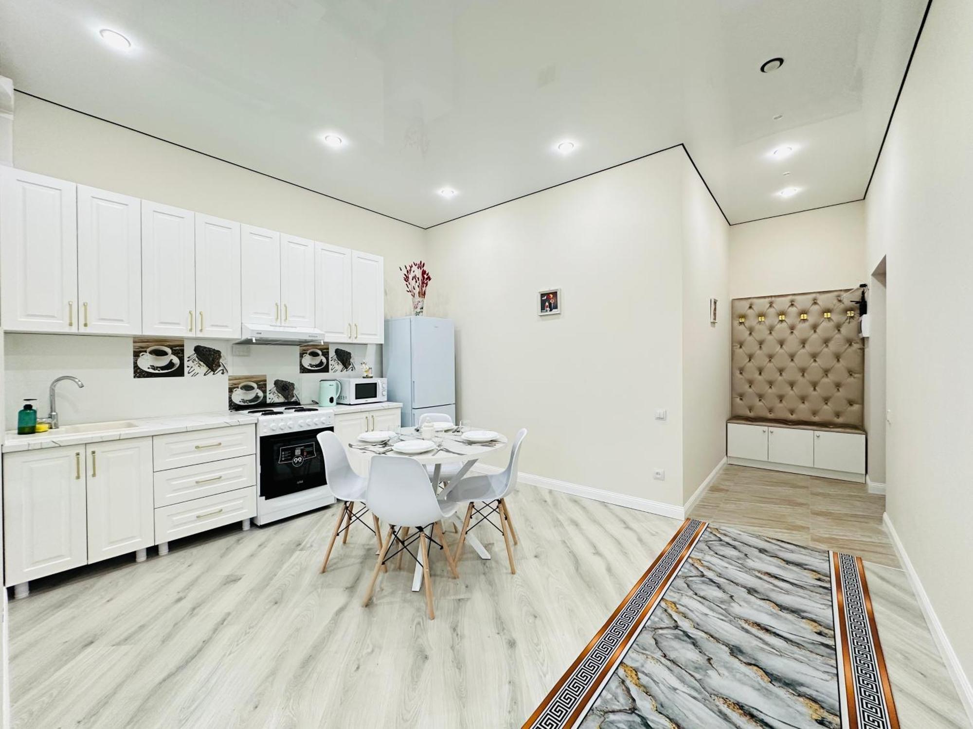 Comfort City, Cozy 2 Apartment Almaty